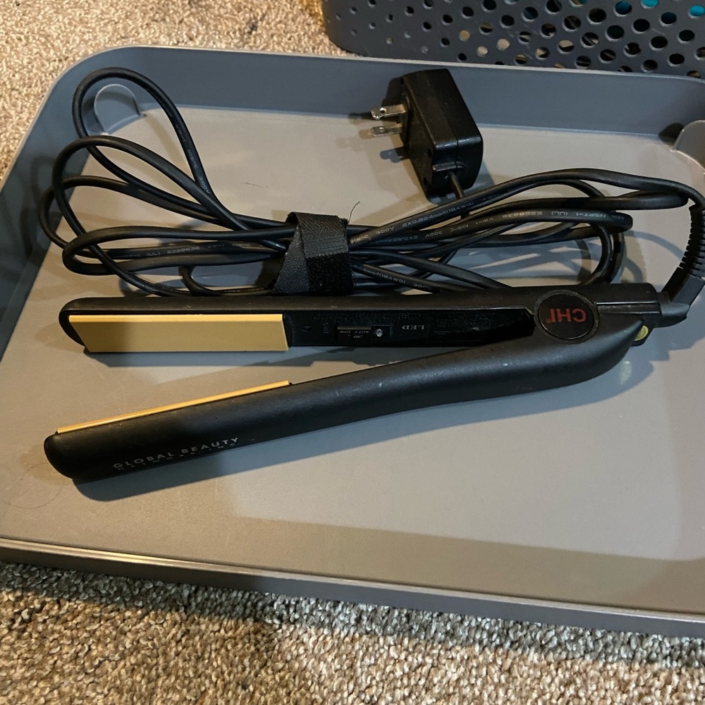 CHI Original 1 Inch Ceramic Hair Styling Iron